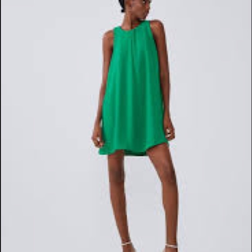 Zara Mini Green Flowy Dress